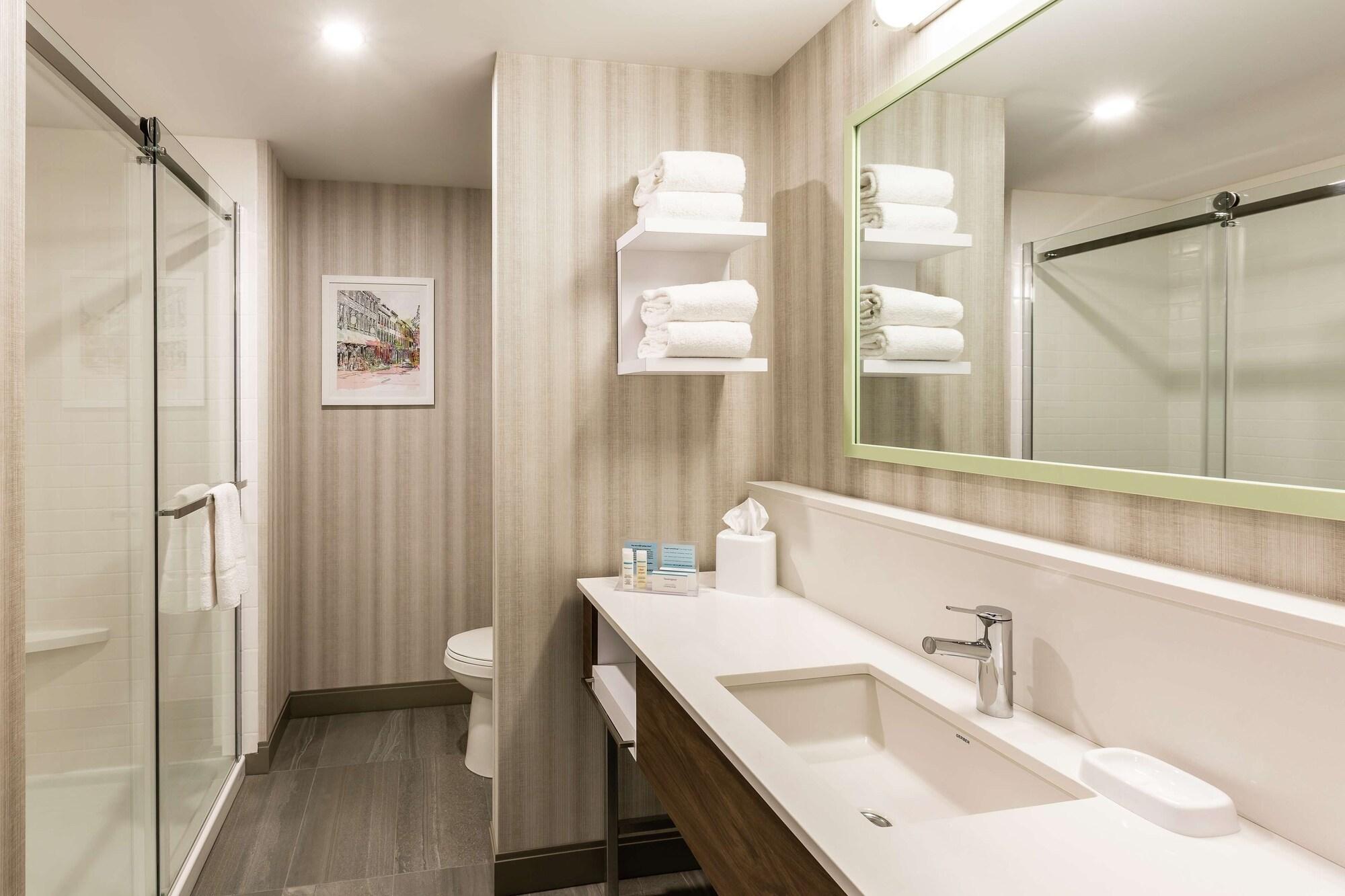 Hampton Inn & Suites By Hilton Quebec - Beauport Exterior foto