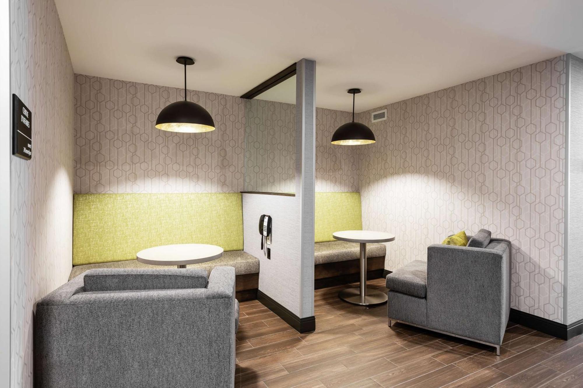 Hampton Inn & Suites By Hilton Quebec - Beauport Exterior foto